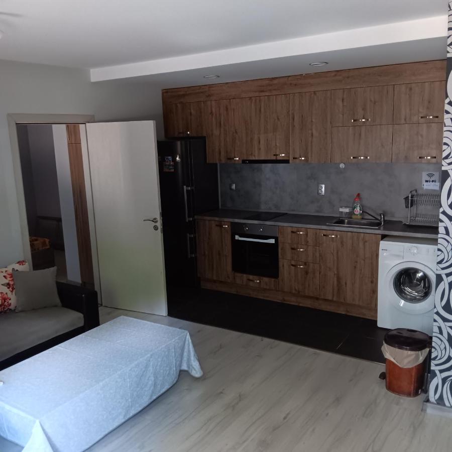 Melani 2 Appartement Plovdiv Buitenkant foto